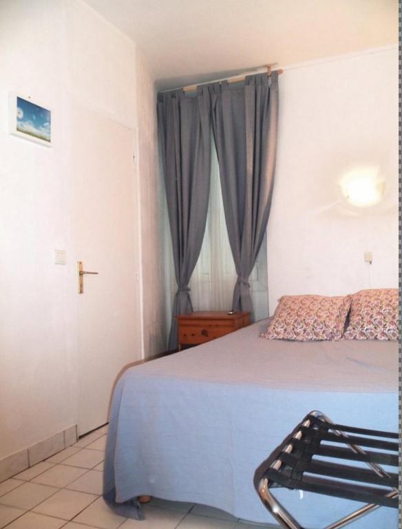 Hotel Du Musee Menton Room photo